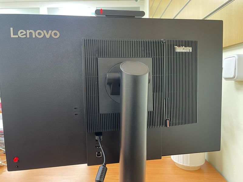 Lenovo ThinckCenter -115984- afbeelding 5