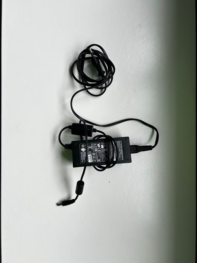 Monitor AOC 24 Full HD HDMI afbeelding 3