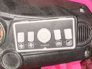 Coche eléctrico infantil rosa