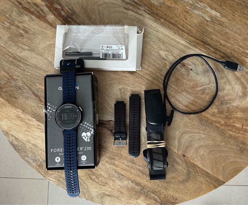 Reloj Garmin Forerunner 230
