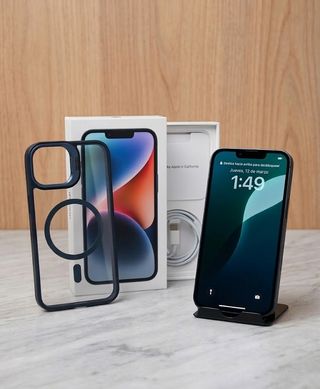 iPhone 14 128GB Azul - Cable + Funda + Protectores