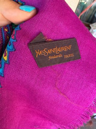 Foulard Yves Saint Laurent Paisley