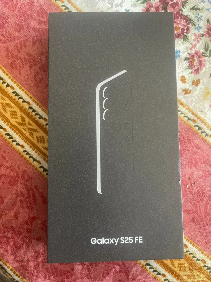 ¡¡URGE VENTA!! Samsung Galaxy S25 FE Azul M afbeelding 2