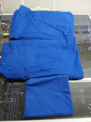 Lenzuola letto singolo blu e lenzuolo singolo ross