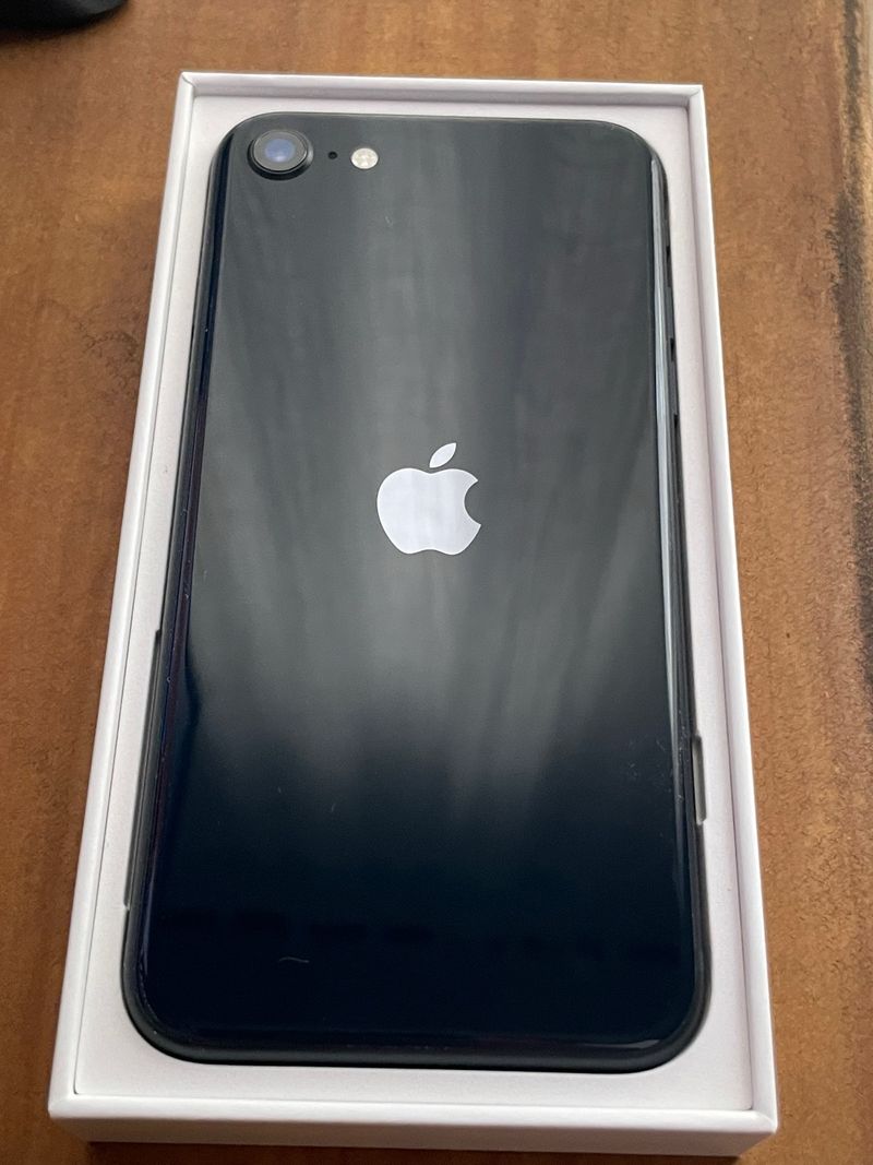 iPhone SE 64GB Negro