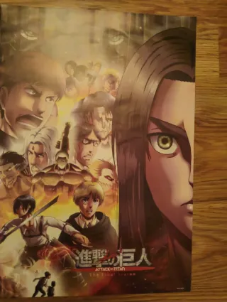 Pack Attack on titan, camiseta, posters