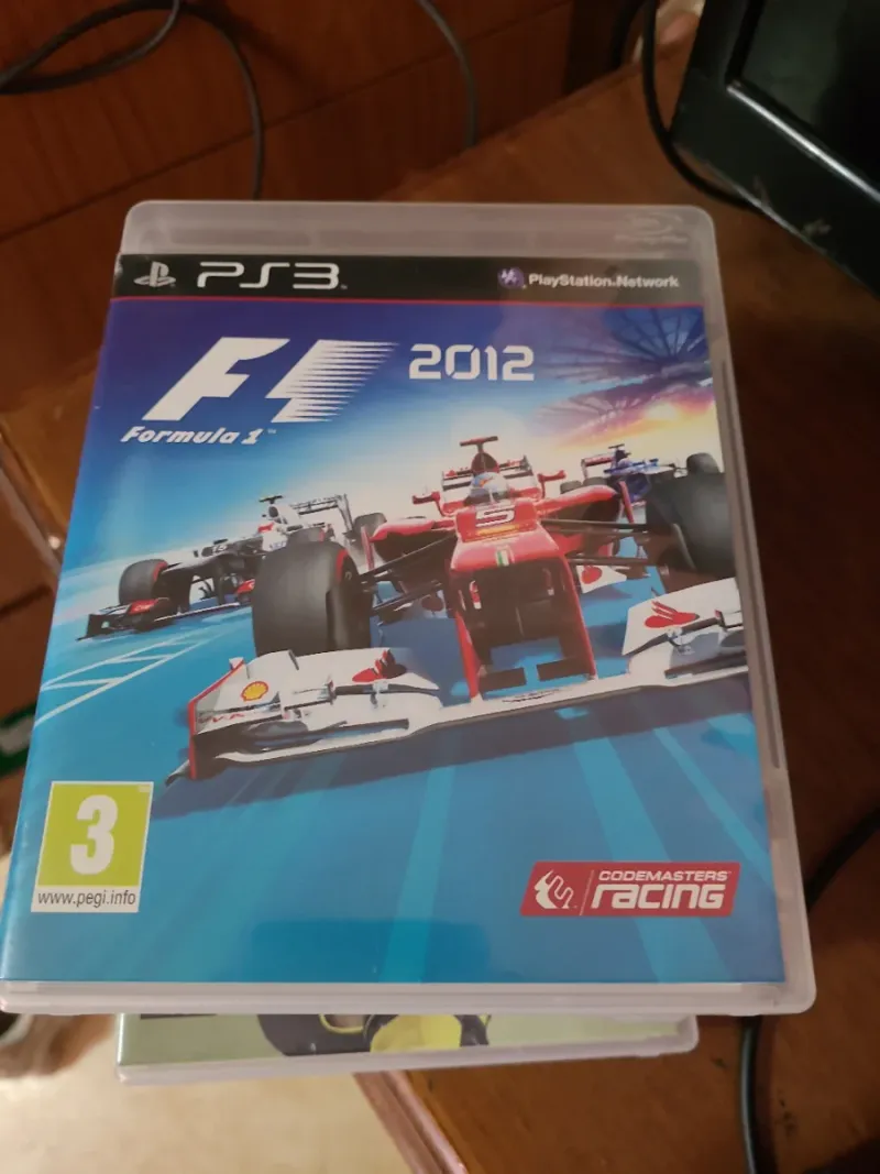 Consola PS3 con mando y 9 juegos afbeelding 5