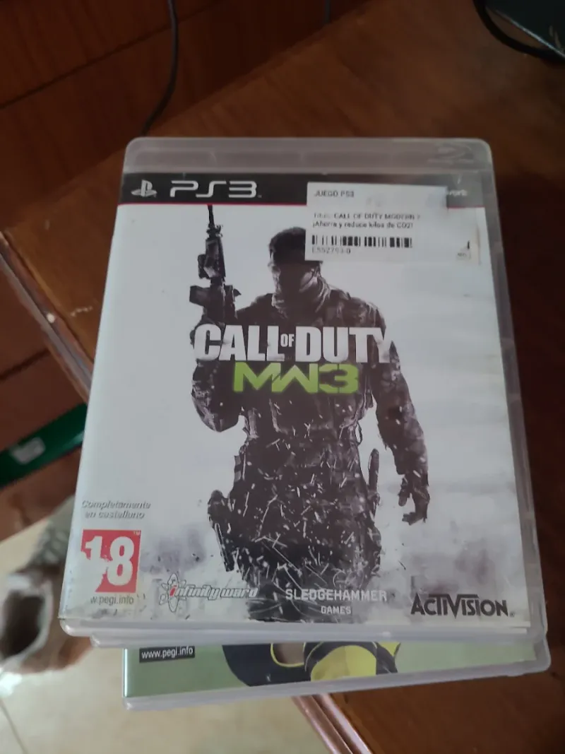 Consola PS3 con mando y 9 juegos afbeelding 8