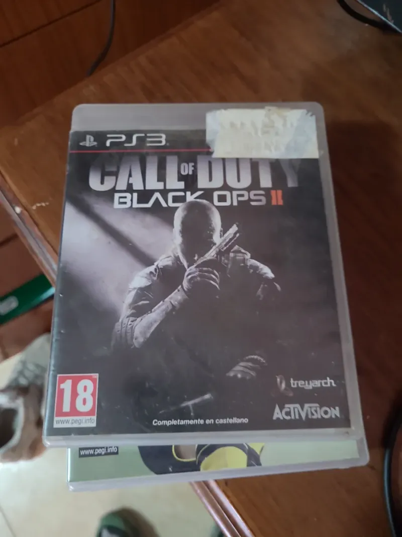 Consola PS3 con mando y 9 juegos afbeelding 9