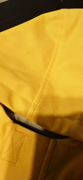 Chubasquero amarillo infantil