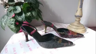 Gino Vaello Talla 36 Zapatos Estampados Tacón Medi