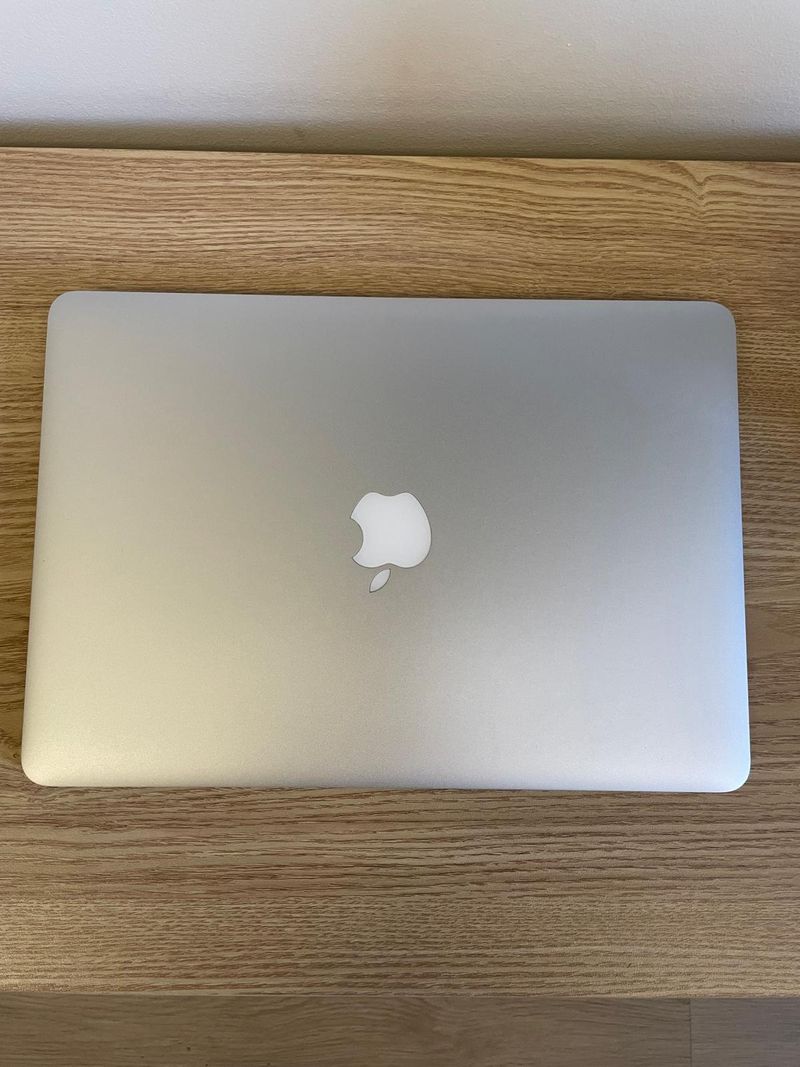 MacBook Air 13 2017 i5 8GB 128GB SSD