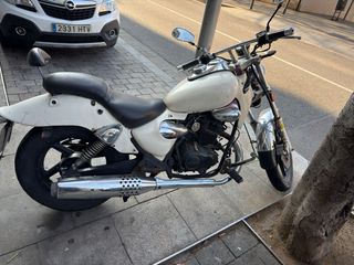 Kymco Custom 125cc Blanca Manual