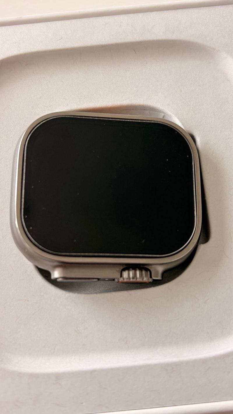 Apple Watch Ultra 1 Gris Impoluto afbeelding 2