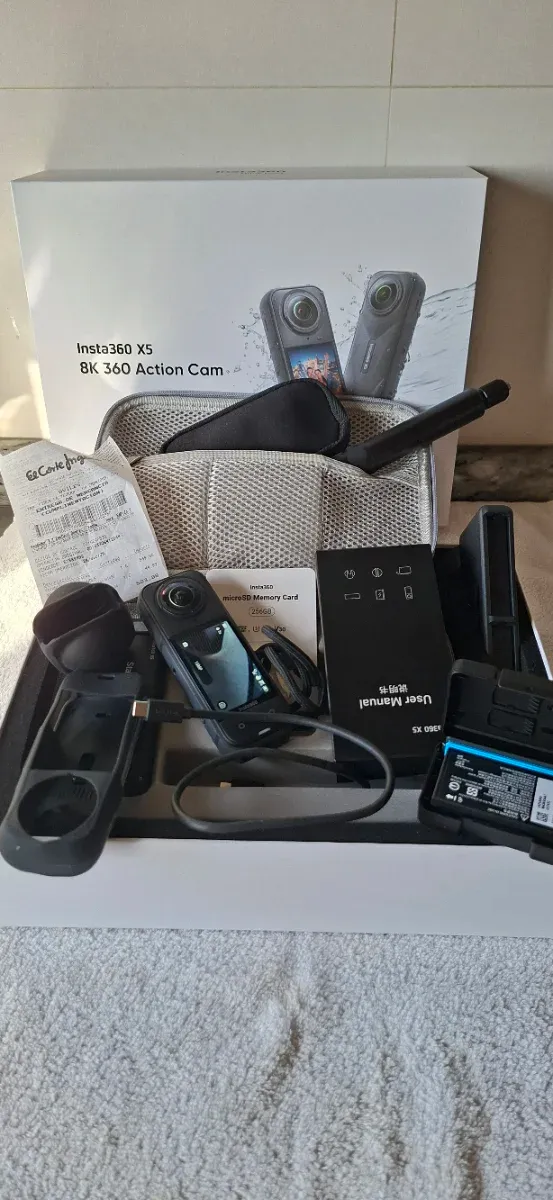 Insta360 X5 8K 360 Action Cam + 2 Tarjetas MicroSD afbeelding 2