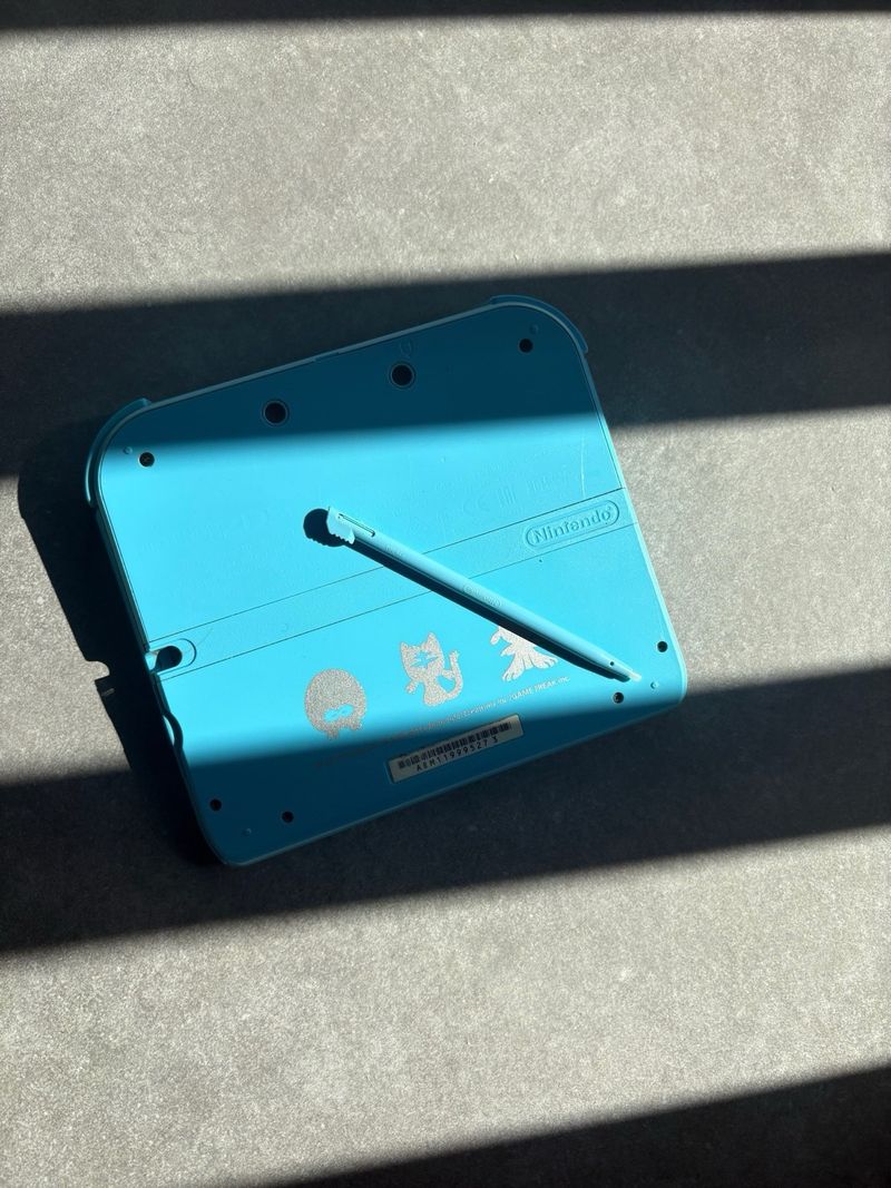 Nintendo 2DS Edición Pokémon Sol y Luna afbeelding 2