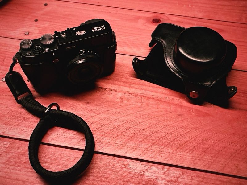 Fujifilm X100T + funda y grip afbeelding 10