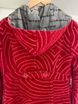 Abrigo Desigual Rojo - de algodon con capucha
