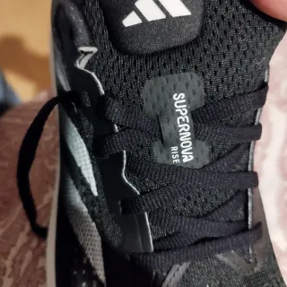Tênis de corrida Adidas Supernova Rise