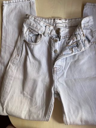 Jeans chiari mom fit Stradivarius taglia XS