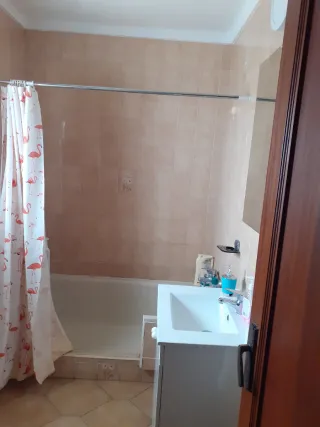 Habitación amueblada