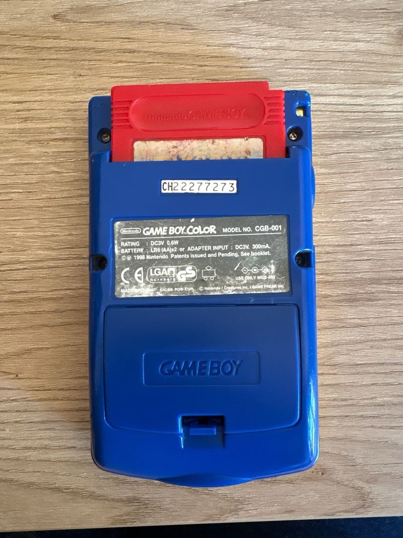 Game Boy Color edición Pikachu afbeelding 3