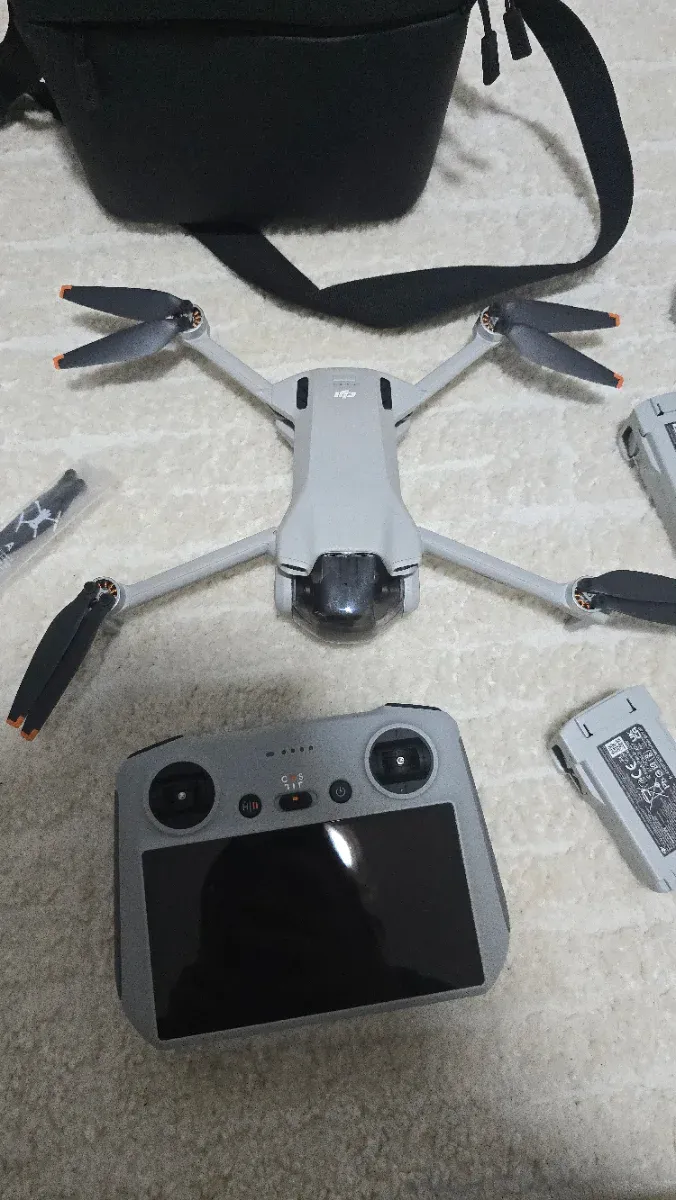 Dron DJI Mini 3 con mando RC afbeelding 2