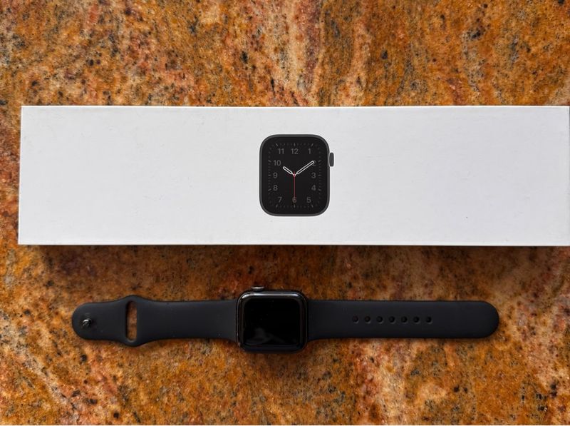 Appel watch serie SE, negro correa de appel.