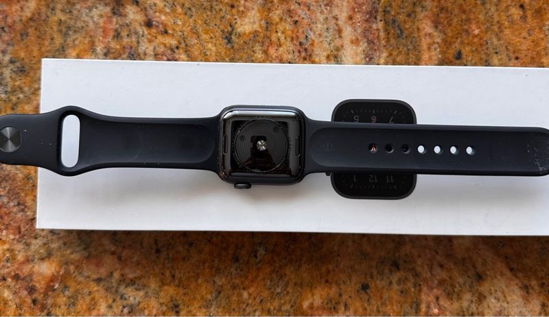 Appel watch serie SE, negro correa de appel. afbeelding 2
