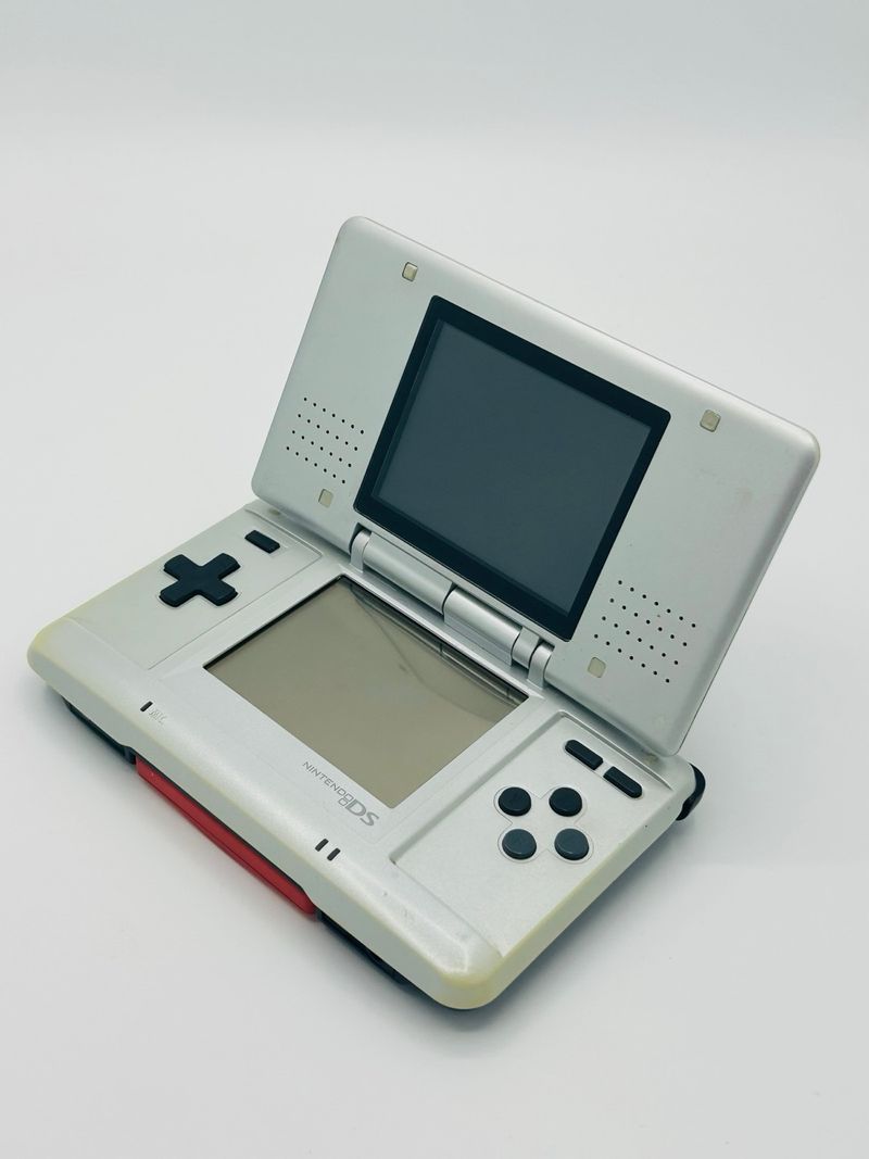 Nintendo DS Tank Gris – Perfectamente Funcionante afbeelding 3