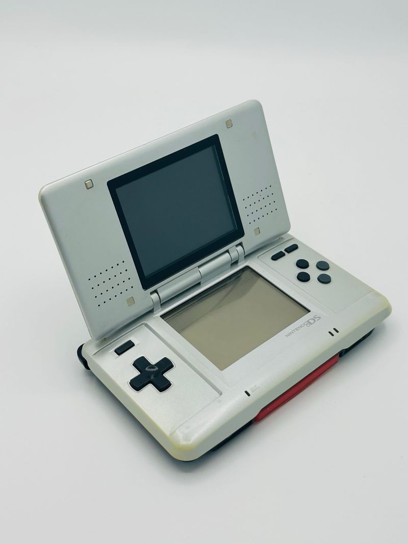 Nintendo DS Tank Gris – Perfectamente Funcionante afbeelding 4
