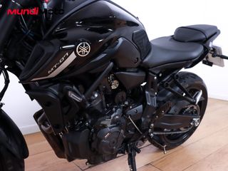 YAMAHA MT 07