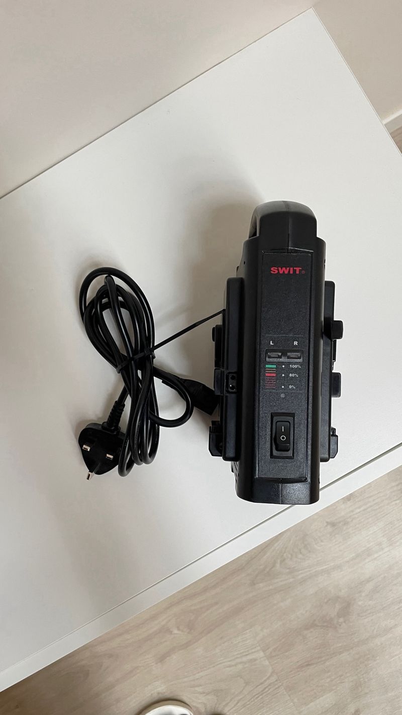 Cargador Batería Swit V-lock SC-302s + Cable UK afbeelding 6