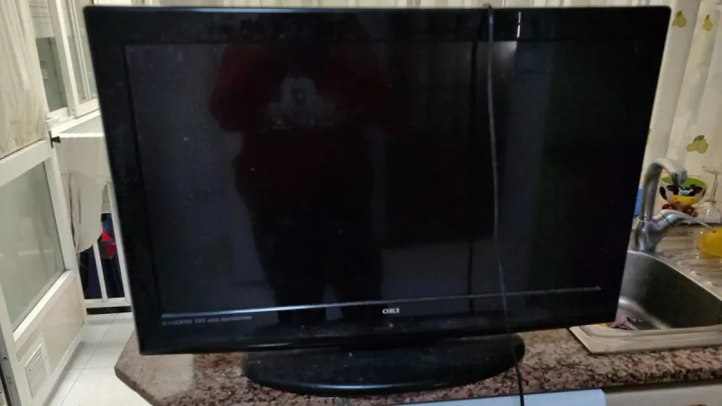 Television SIN MANDO afbeelding 2