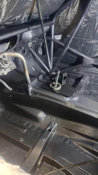 BMW E36 CON JAULA AST