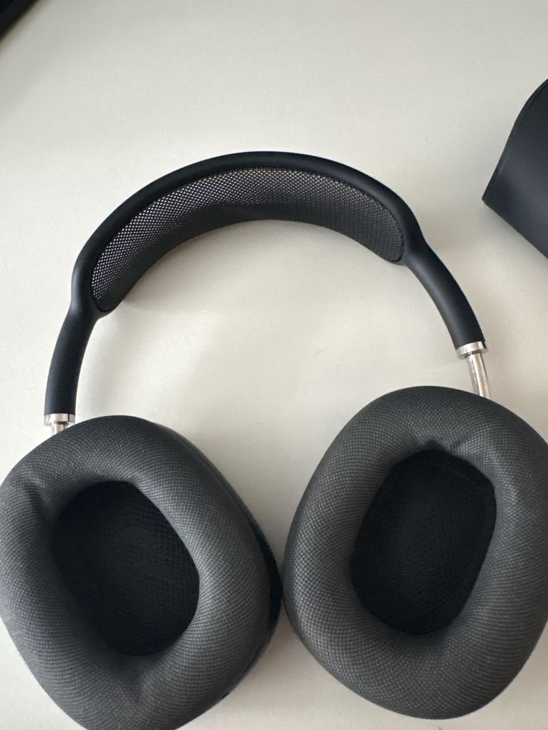 Apple AirPods Max Space Gray afbeelding 2