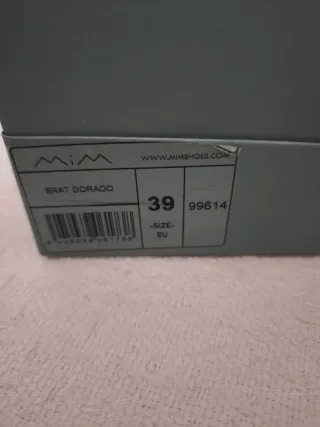 Sandalia tacón dorado