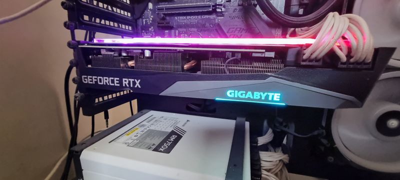 "PC Gaming RTX 3070 + Ryzen 7 5800X + Monitor 32" afbeelding 3