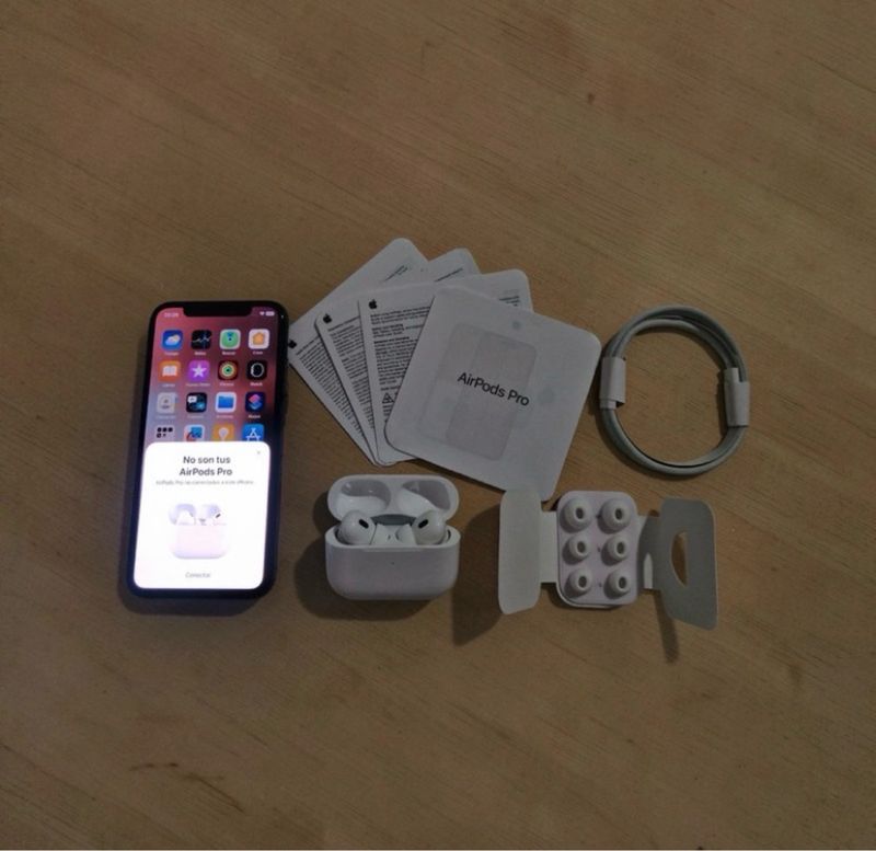 Apple AirPods Pro Blancos