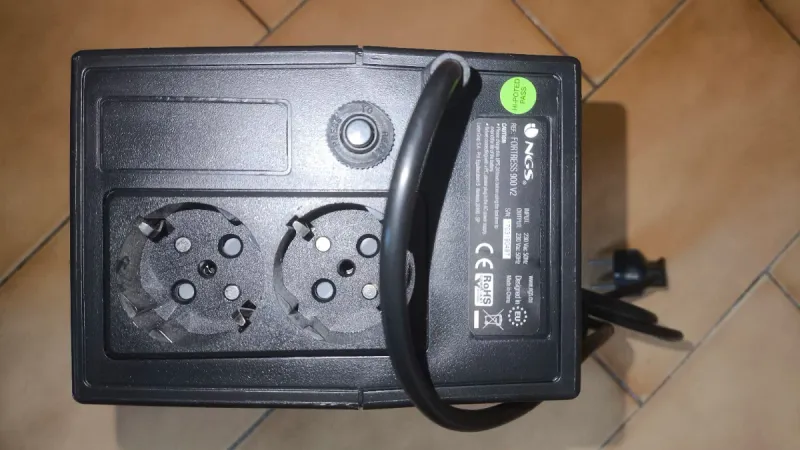 SAI / UPS NGS Fortress 900 V2 afbeelding 2