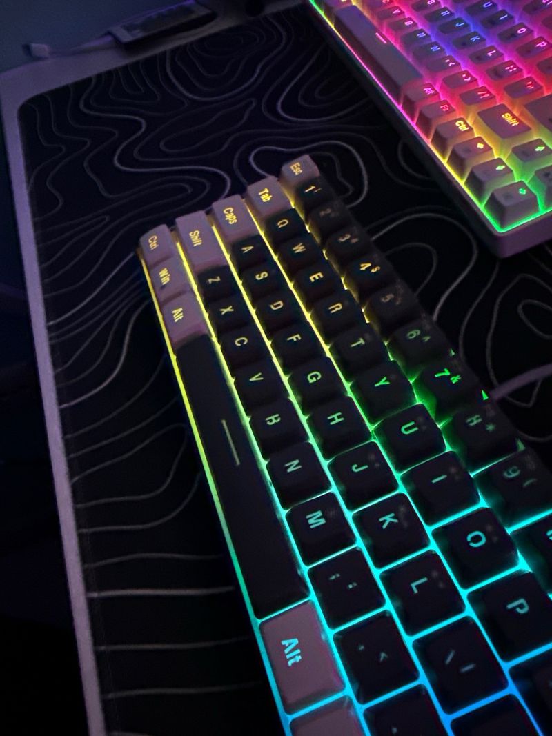 Teclado 60% RGB afbeelding 2