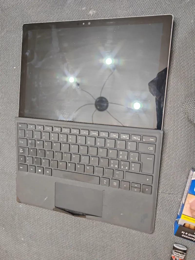 Surface 5 Pro afbeelding 2