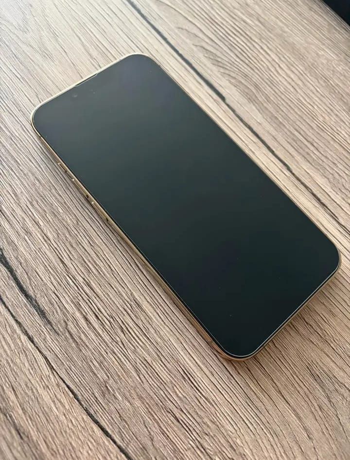 iPhone 13 Pro Max Dorado afbeelding 5