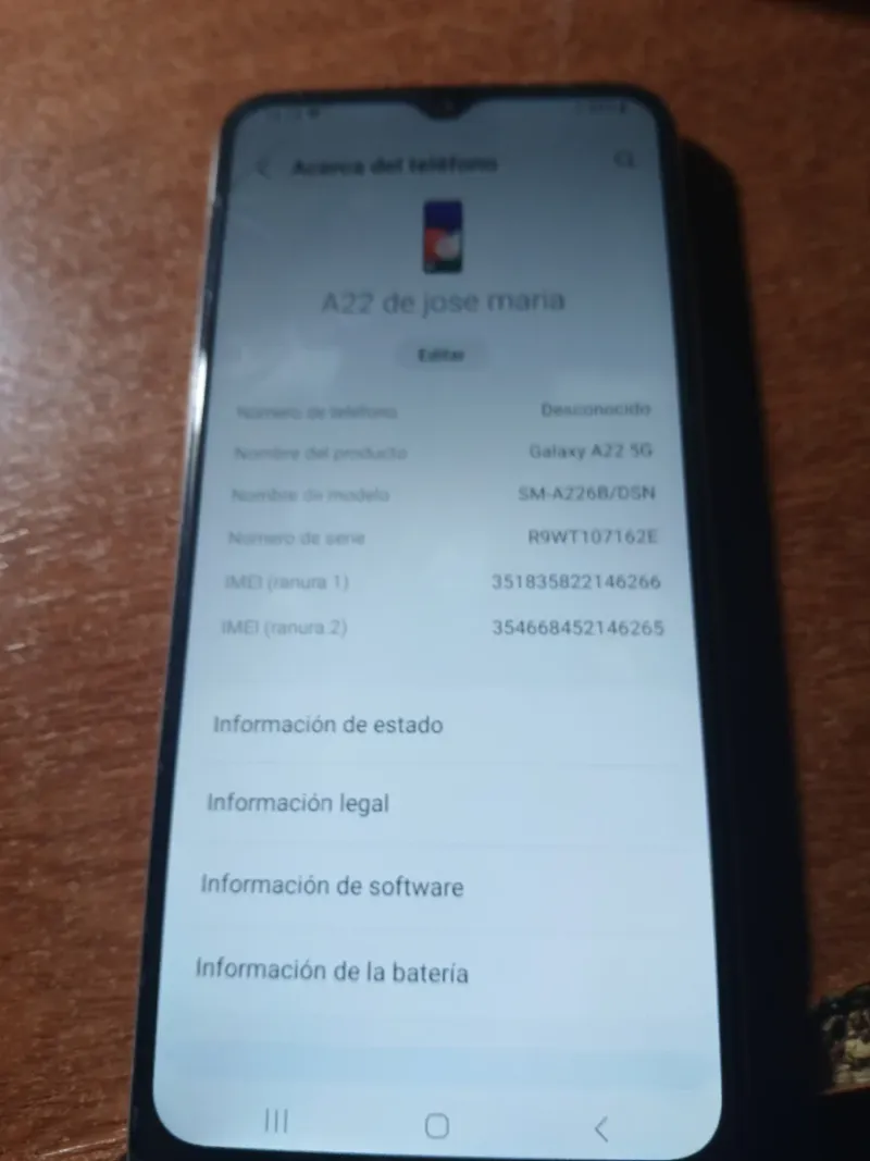 Samsung A22 5G con pequeña rotura cristal. afbeelding 3