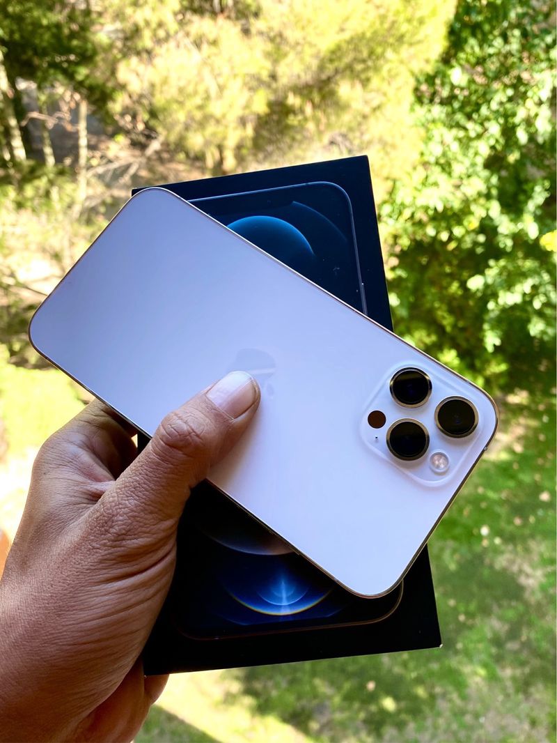 iPhone 12 Pro Max 256Gb sin Face ID OFERTA afbeelding 2