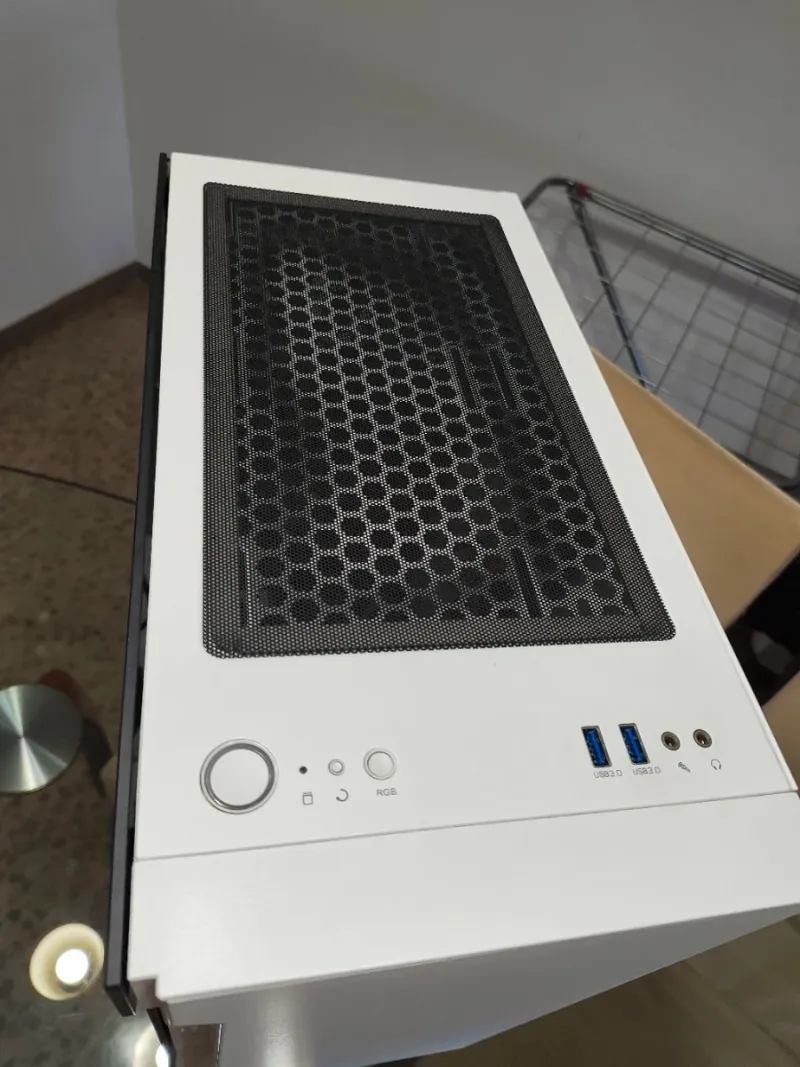 PC sobremesa Thermaltake blanco afbeelding 5