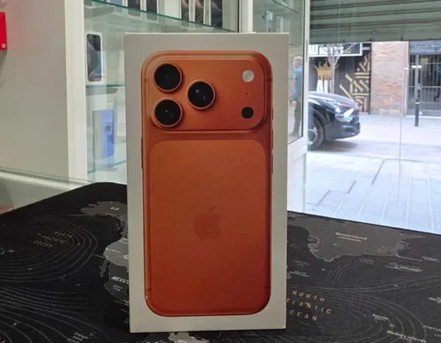 Apple iPhone 17 Pro 256GB Deep Orange