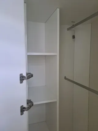 Armario Rinconero Blanco y Azul