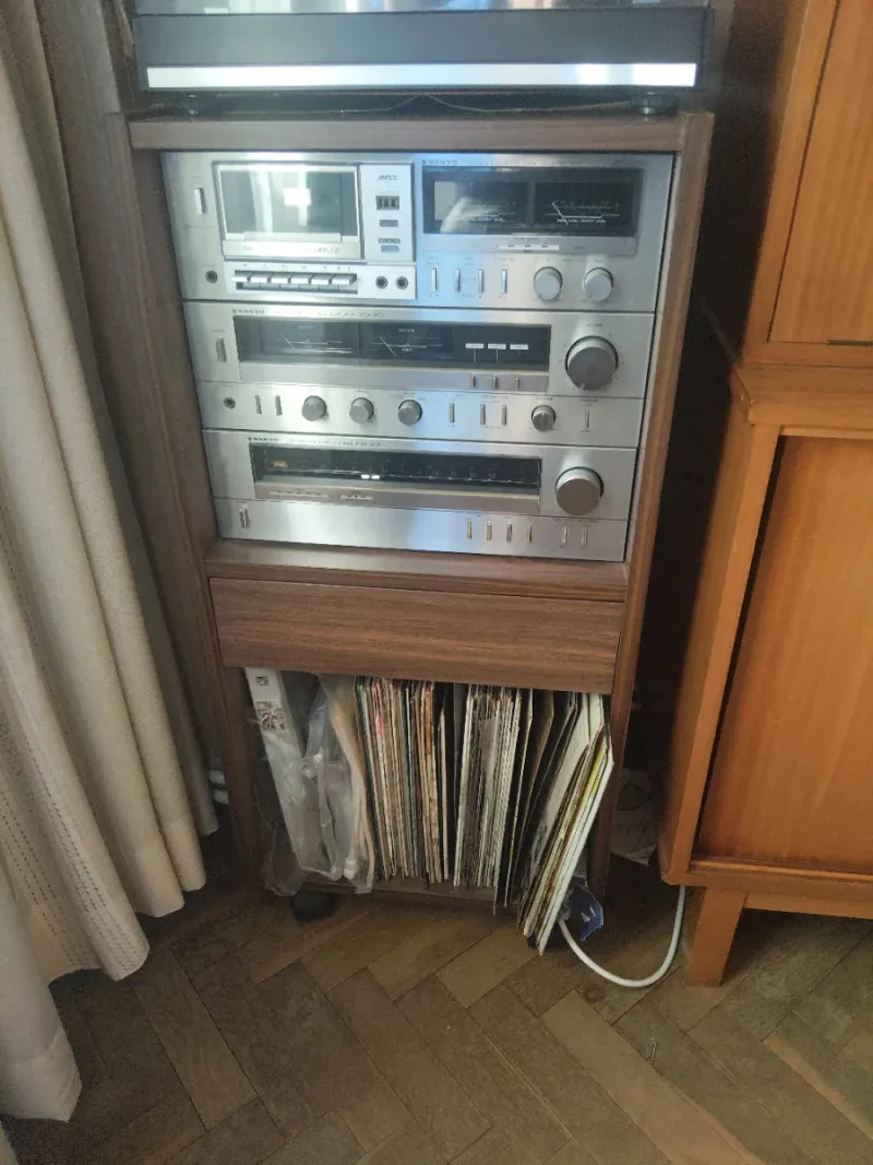 Cadena de música Sanyo 303