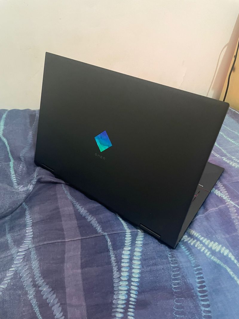 Laptop HP Omen 15 RTX 2060 Ryzen 7 afbeelding 5